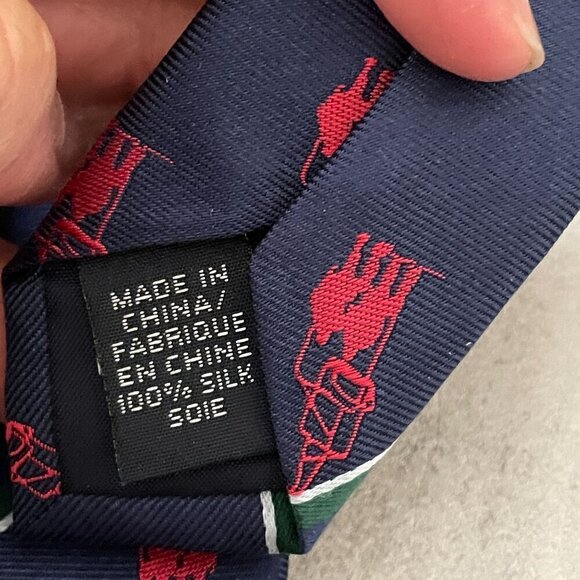 Lands' End Skiing Santa Chairlift Christmas Holiday Classic Navy Silk Neck Tie - Picture 7 of 8